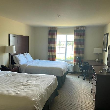 Americinn By Wyndham Ошкош Экстерьер фото
